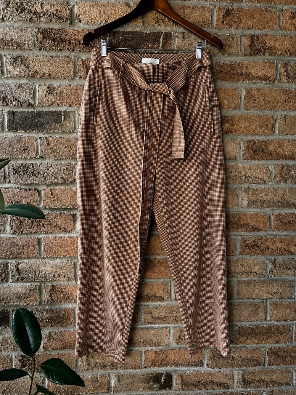Aritzia Wilfred Tie-Front Check High Rise Cropped Trousers Brown 15” waist!